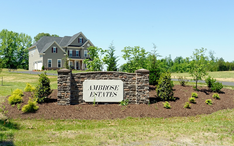 Ambrose Estates - Entrance community sign